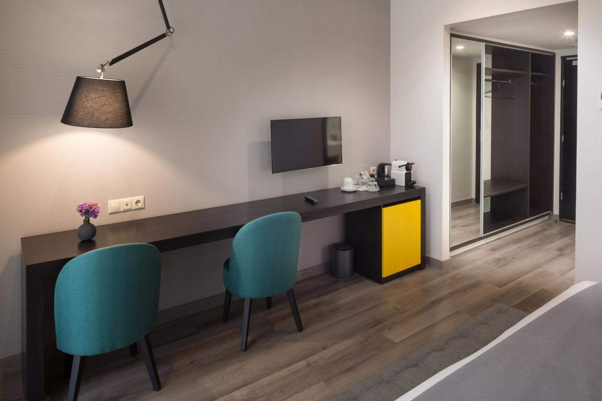 Double or Twin Room Balcony